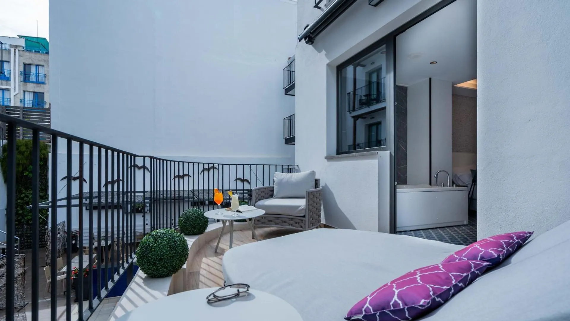 ****  Neptuno Hotel & Spa 4 Sup Calella Spanien
