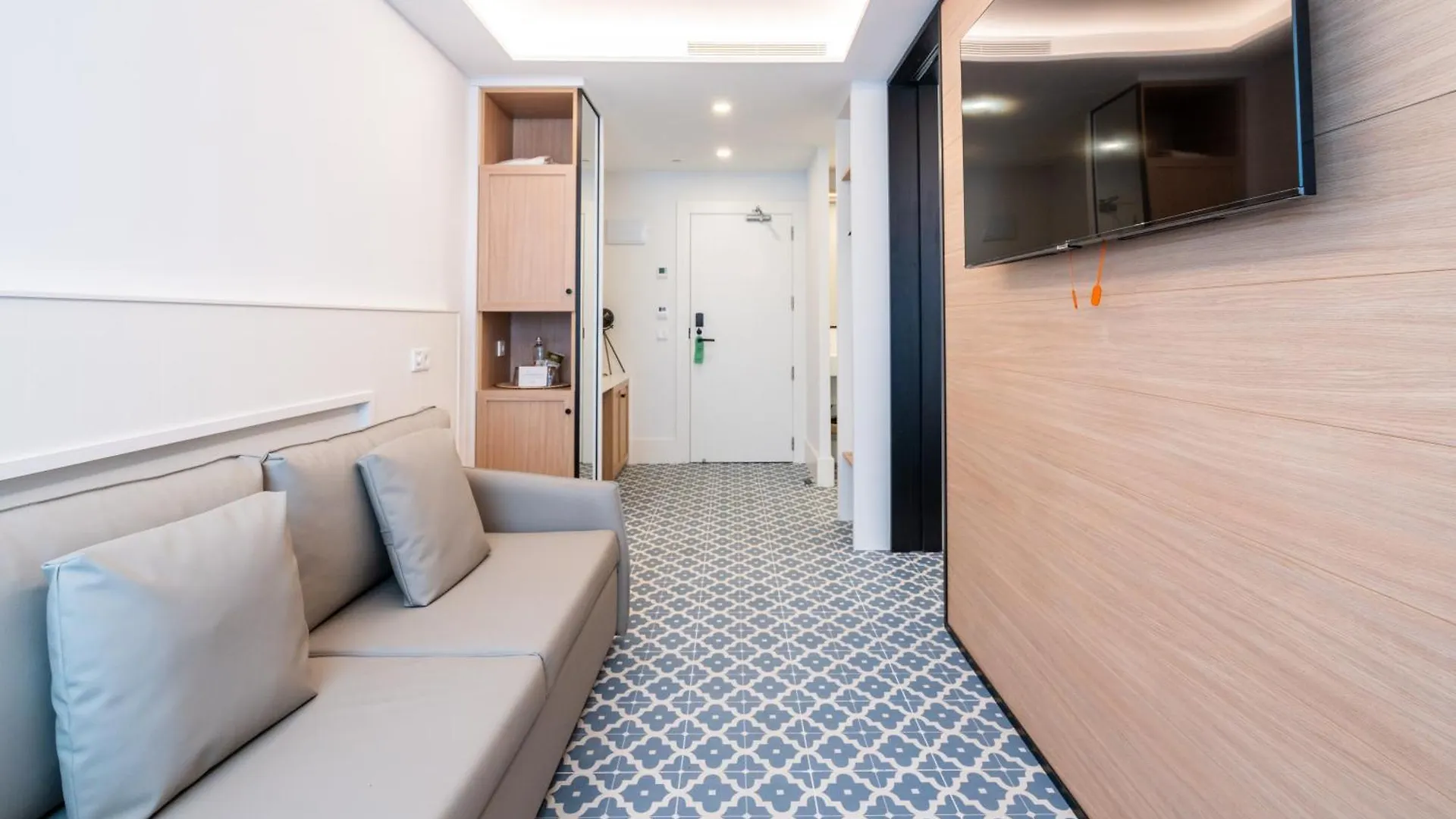 Neptuno Hotel & Spa 4 Sup Καλέλα